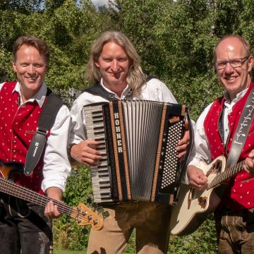 schwarzwälder SCHWARZWÄLDER3 Volkstümlicher Sound aus der Region